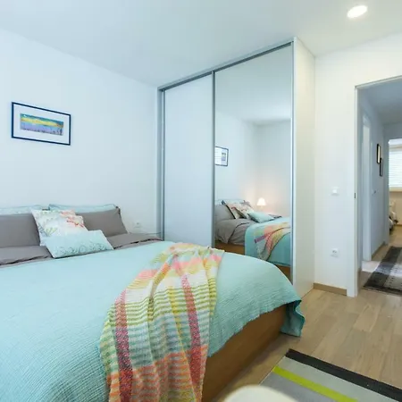 Spacious Modern Close To The ドゥブロブニク